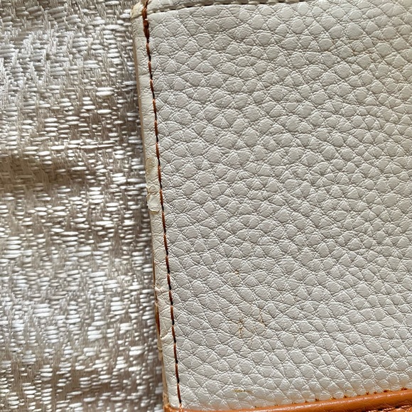 G by Guess Wallet - Picture 8 of 8